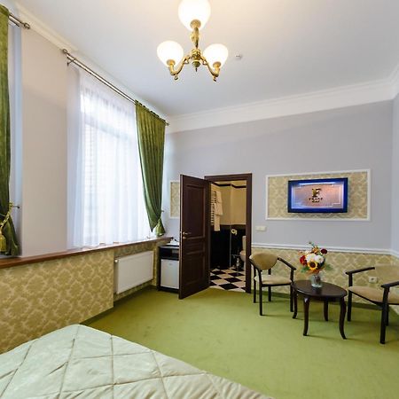 Franz Hotel&Restaurant Ivano-Frankivsk Eksteriør billede