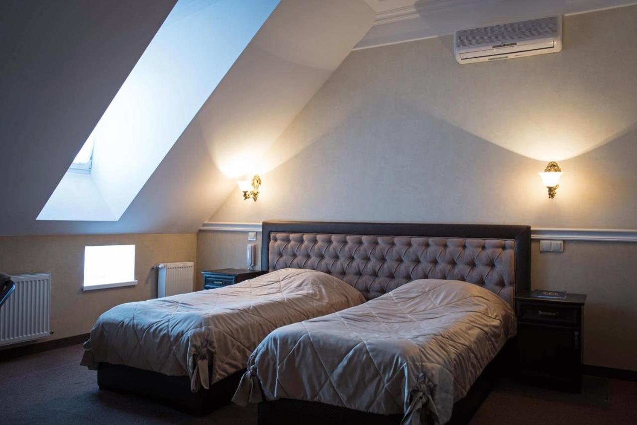 Franz Hotel&Restaurant Ivano-Frankivsk Eksteriør billede