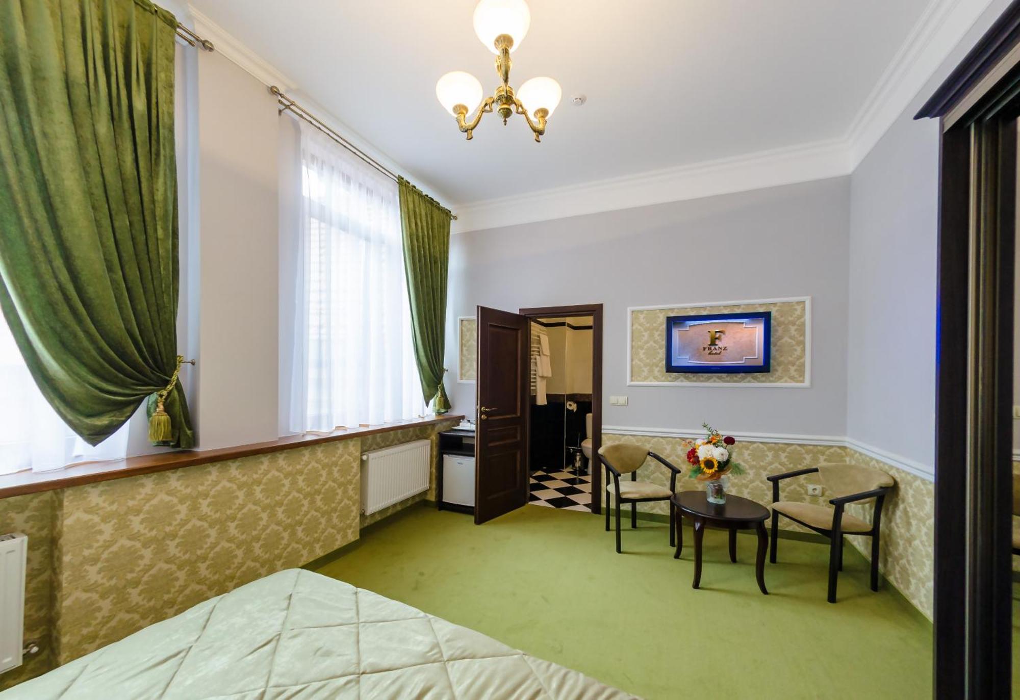 Franz Hotel&Restaurant Ivano-Frankivsk Eksteriør billede